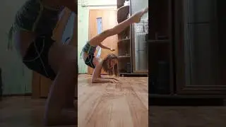 Zhenia's Stunning Gymnastics Stretch Routine | #gymnastics-girl #stretching