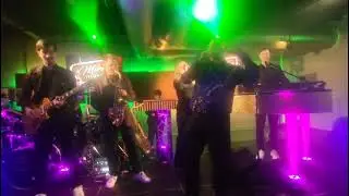 Met de band  bij het nieuwjaars borrel ksu engelbewaarder van mieke