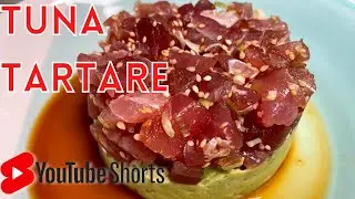 Тартар из тунца с авокадо и соусом понзу #Shorts