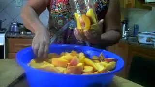 Duraznos al natural-UNA ARGENTINA EN LA COCINA-