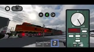CNSF TRAIN PASSING BY @KingklaskytherblxplayerYT