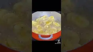 Fried plantain chips #plantainrecipes #plantainrecipes #plantains #plantainchips
