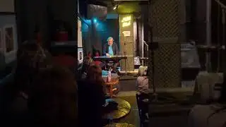 Daniel Valentini no Beco das Garrafas em Copacabana