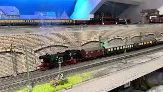M&auml;rklin insider 2 39665 BR 66 und wagonset 41329