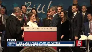 Bill Lee takes oath of office