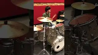 Simple Plan ♪ The End - Drum Cover[ドラムカバー] - Drums played by a pianist ピアニストが叩くドラム #shorts #short