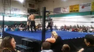 Eddie Smooth vs. Chris Banks