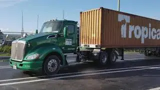 TROPICAL SHIPPING B-TRAINS
