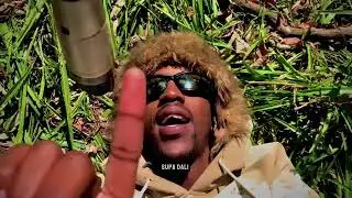 Uncleshwiii - Sexy Shandees(Lyric Video)