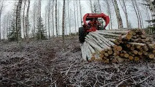 MF 590 juontaa ja kuski hivelööpi 