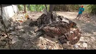 PENGECEKAN KAYU CENDANA DI MAKAM
