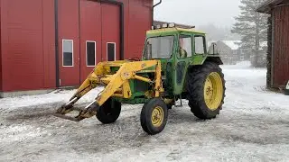 Köp Traktor John deere 2120 på Klaravik