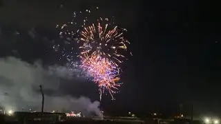 2025 MIDNIGHT FIREWORKS #youtube #trending #fireworks #tiktok #fishing #bbq #cooking 