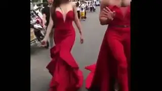 Prank - Walk That Walk On The Street By Sinon Loresca | 9GAG it