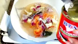 #Canned fish tom yum soup with glass noodles# to cook Thai spicy food easy again 😁👍🍷💛###