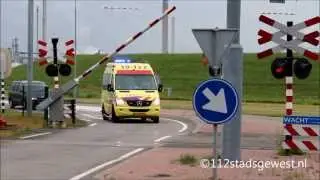 Ambulance met spoed moet wachten op goederentrein