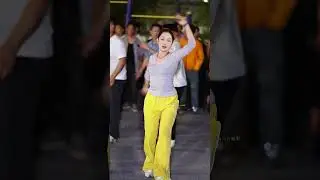 Xiaoluo, красивая тибетская танцующая девушка