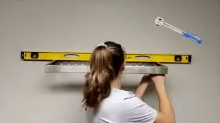 Монтаж полки из нержавеющей стали Ponoma&reg; на гипсокартон с помощью специального крепежа Snaptoggles&reg;: