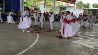 No tengo los derechos de autor en la música.
