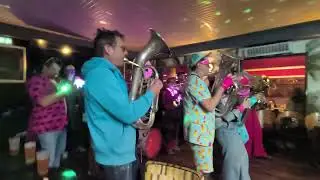 VID 20251219 204537 Fanfare Gratkipoils