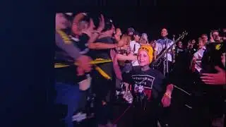 Ride  - Twenty One Pilots, Credit Union 1 Amphitheater  Tinley Park IL, 09-24-25