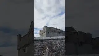 Замок Кэйр, Ирландия. Cahir Castle.