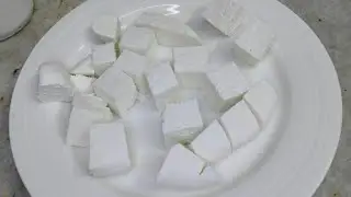 10 मिनट में घर पर बनाए पनीर l Homemade Fresh Paneer Recipe बिना मिलावट के l #paneer