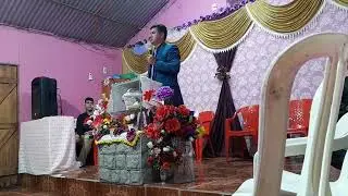 Pastor Carmelo Azcona predicas