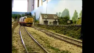 Railfreight 37 at Pencarne, ANDY PETERS MODEL RAILWAYS, BACHMANN CLASS 37
