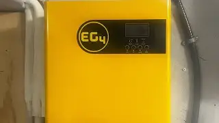 Распаковка автономного инвертора Signature Solar EG4 48 В-3000EHV со встроенным параллельным комп...