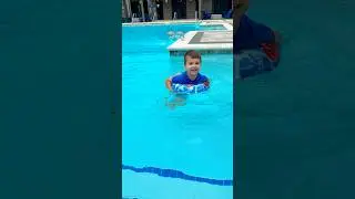 #shorts #kidsshorts #music #summer #babyshark #pool #kidsvideo #funny #детскийканал #дети