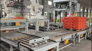 Palletizing Robot with Stretch Hood