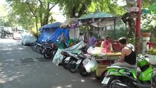 Alternative Khaosan Road, A canal Side Walk, Go Local !