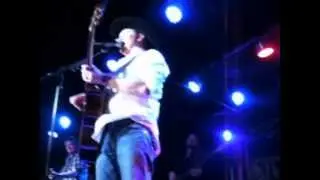 Tracy Lawrence  