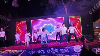 My dance performance  in my old school 😘🤟🤟
