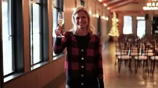 Happy Holidays from 7 Vines!