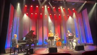 Ornitorrinco E Tatu (Noa Stroeter) - Noa Stroeter Quinteto