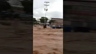 RIO SE DESBORDA EN LARA BARQUISIMETO #venezuela #lara #barquisimeto