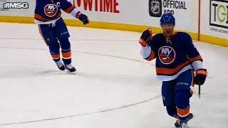 Islanders score 4 goals on 5 minute power play against Red Wings