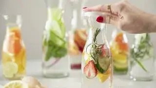 Amazon com  Kook Glass Carafe Pitchers, Beverage Dispensers, Clear Jugs For Mimosa Bar, Water, Wine,