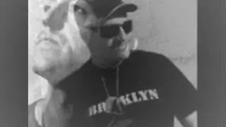 G.A.R.A.G.E (99 Remix) - Corrupted Cru Feat MC Neat - Kronik Rec
