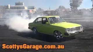 Green V6 Gemini at Winton