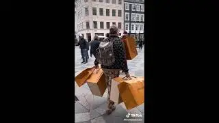 Richard Heart Shopping