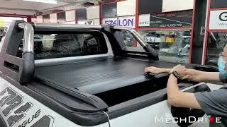 Toyota Hilux Roller Shutter with Sport Bar
