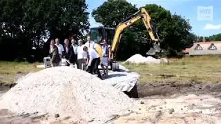 Offizieller Spatenstich: Neuer Baugrund f&uuml;r Bockhorn