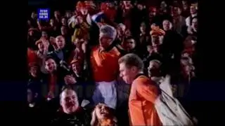 TV: Nationale Nederlanden - Nachtmerrie (WK Voetbal Frankrijk 1998) (Guus Hiddink) (1998)
