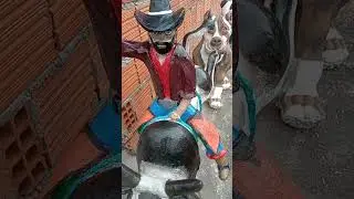 Boiadeiro de cimento  se inscreve no canal