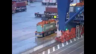 Europoort in Rotterdam //  Transtainer Robot