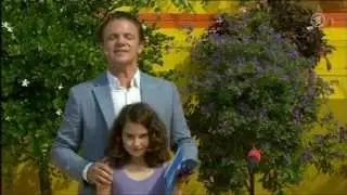 Stefan Mross, Currywurst. Mädchen musste mit Zahnschmerzen bei 'Immer wieder Sonntags' singen.