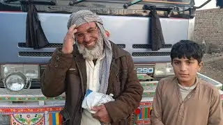 اگر کوئی بزرگ ڈرائیور ملے تو اسے خوش کر کے بھیجیے نہ کہ چالان کر کے ۔اللہ بہتر جانتا ہے کس مجبوری ؟
